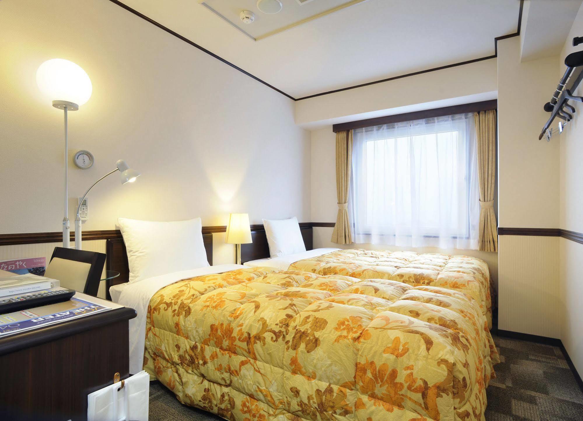Toyoko Inn Utsunomiya Ekimae No 1 Exteriér fotografie
